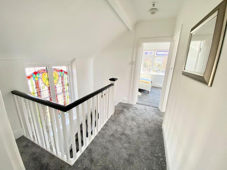 Charming Seaside Cottage In Leigh-On-Sea Southend-on-Sea Eksteriør billede
